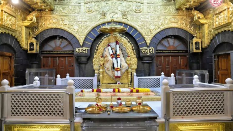 IRCTC brings the opportunity to visit Shirdi